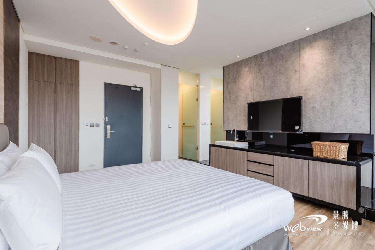 玩行旅台北館 Hotel Taipei Exterior photo
