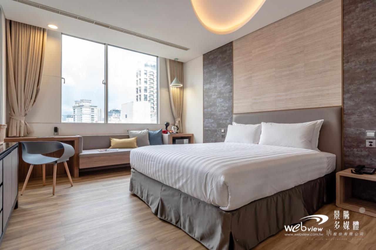 玩行旅台北館 Hotel Taipei Exterior photo