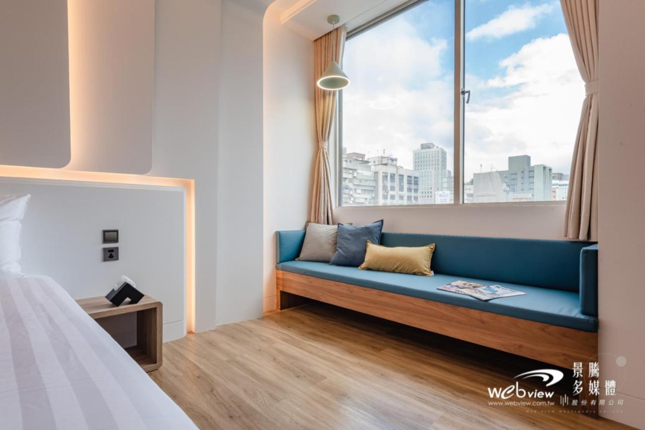玩行旅台北館 Hotel Taipei Exterior photo