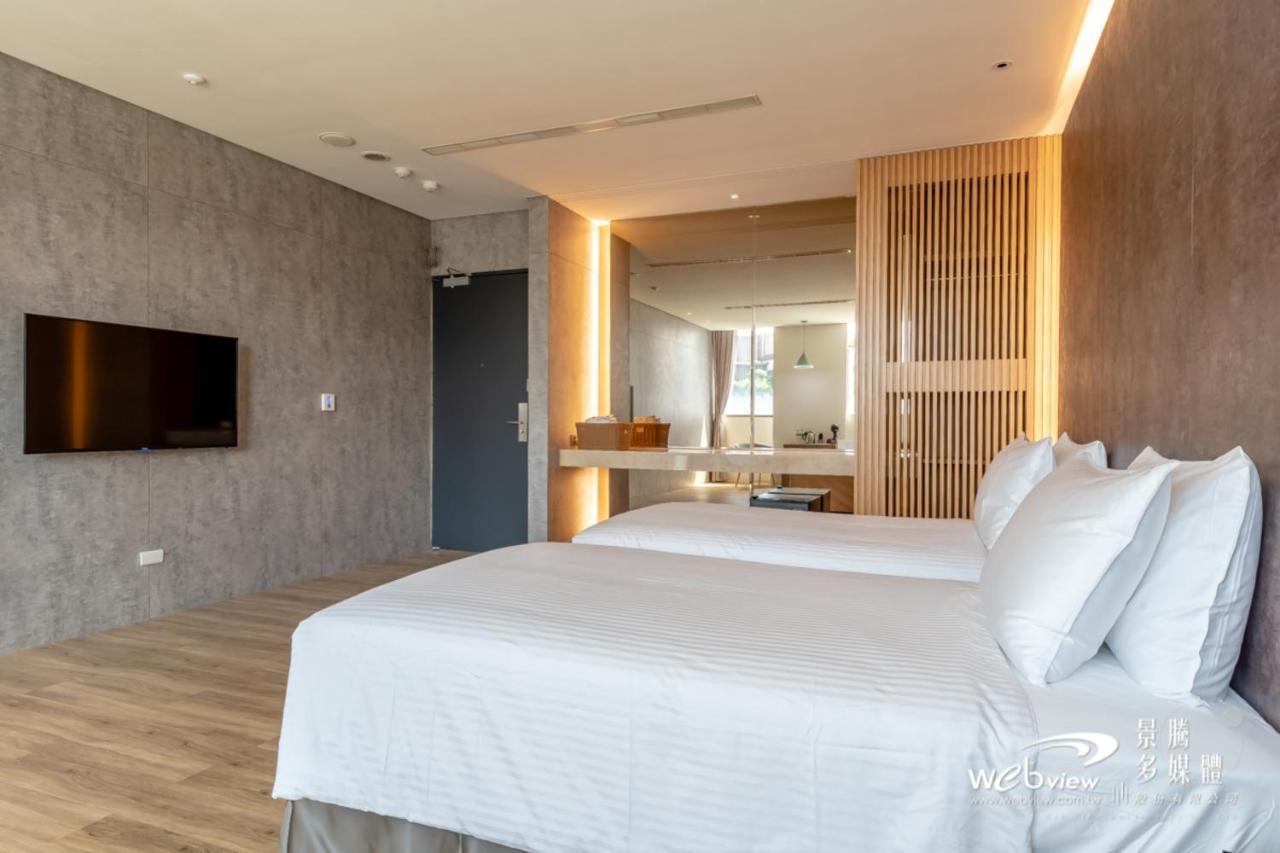 玩行旅台北館 Hotel Taipei Exterior photo