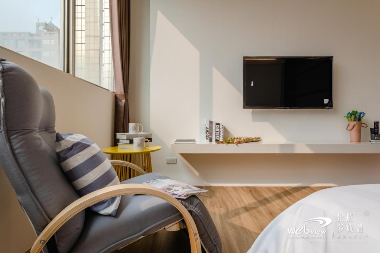 玩行旅台北館 Hotel Taipei Exterior photo